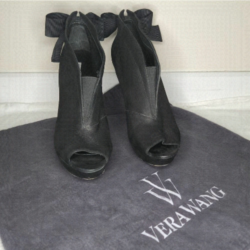 Vera Wang Black Corset Bow High Heels